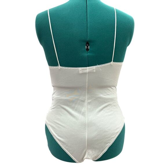 Vintage Interludes by CIRA White Lace Satin Teddy Bodysuit Lingerie Medium - Picture 4 of 16